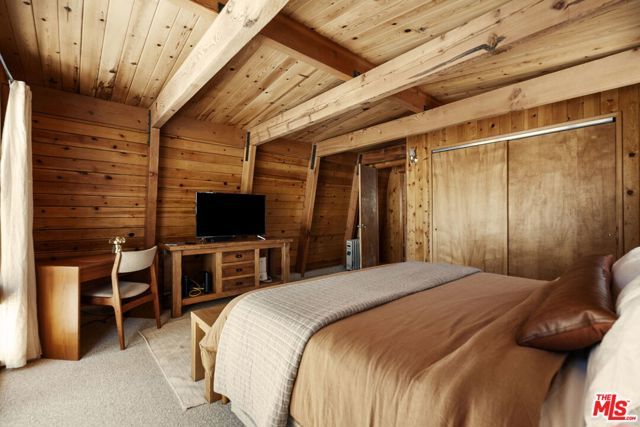 43527 Shasta Road, Big Bear City, CA 92315