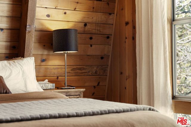 43527 Shasta Road, Big Bear City, CA 92315