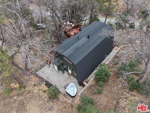 43527 Shasta Road, Big Bear City, CA 92315