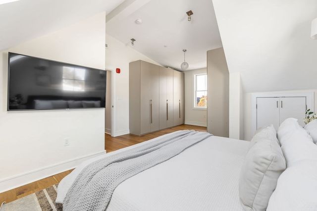 65-67 Victoria St 65, Somerville, MA 02144