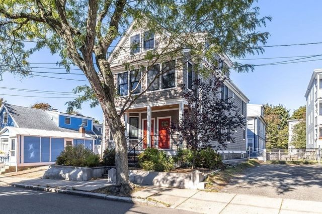 65-67 Victoria St 65, Somerville, MA 02144