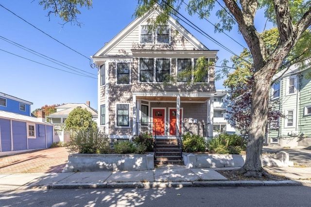 65-67 Victoria St 65, Somerville, MA 02144
