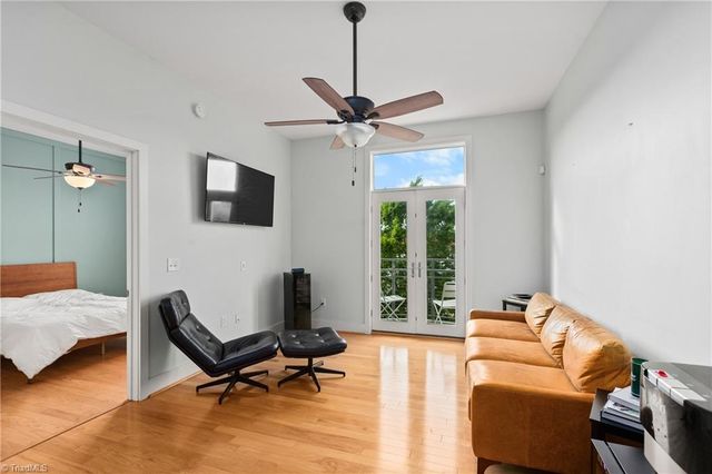 1111 S Marshall Street 364, Winston-salem, NC 27101