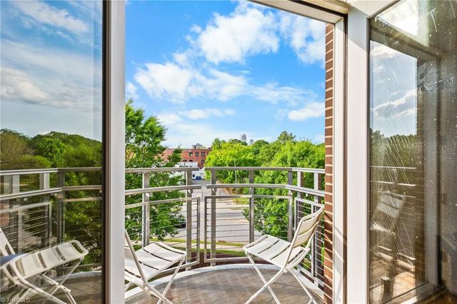 1111 S Marshall Street 364, Winston-salem, NC 27101