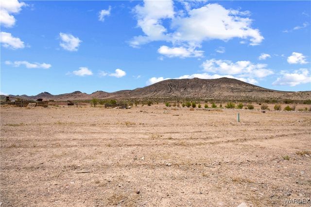 9570 W Fietz Avenue, Golden Valley, AZ 86413