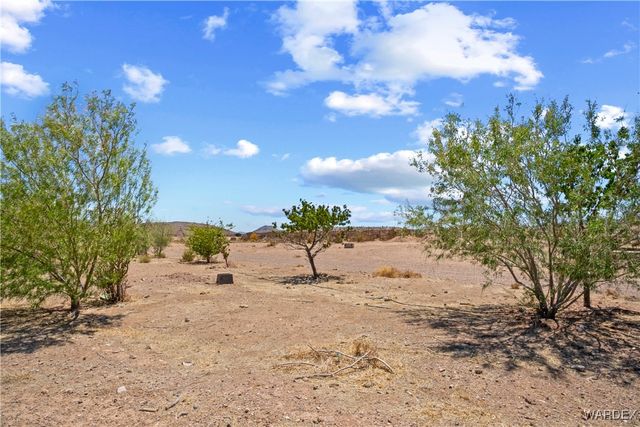 9570 W Fietz Avenue, Golden Valley, AZ 86413