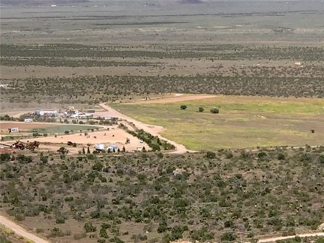 9570 W Fietz Avenue, Golden Valley, AZ 86413