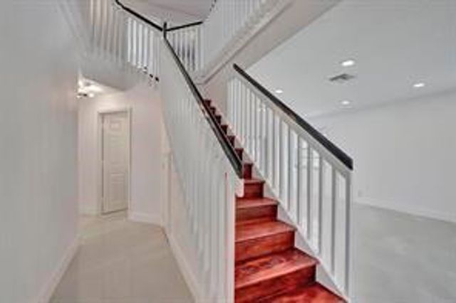 2410 NW 137th Terrace, Sunrise, FL 33323