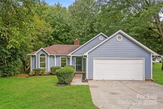 5710 Lambrook Court, Charlotte, NC 28269