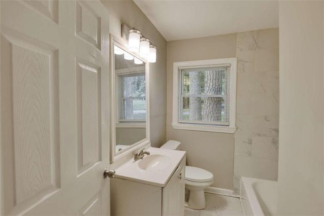 2270 Polar Rock Avenue, Atlanta, GA 30315