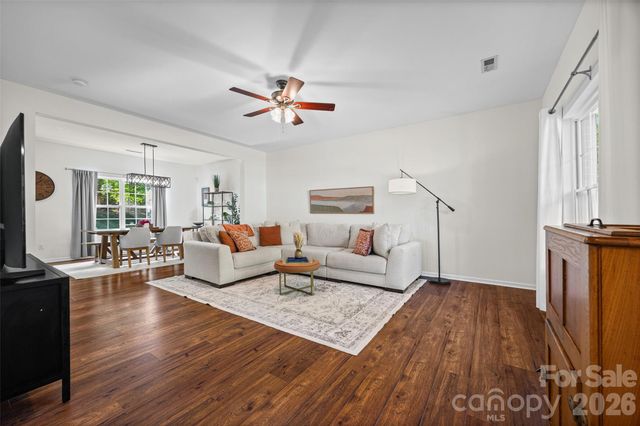 3253 Wicklow Lane, Lake Wylie, SC 29710