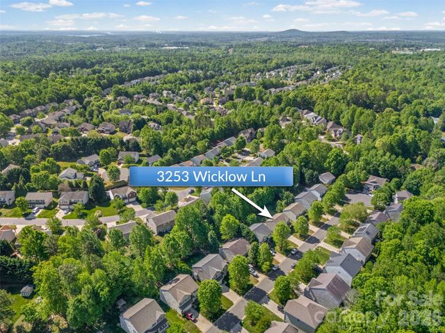 3253 Wicklow Lane, Lake Wylie, SC 29710