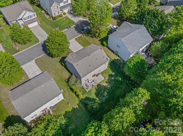 3253 Wicklow Lane, Lake Wylie, SC 29710