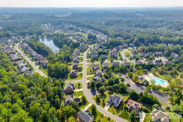 3253 Wicklow Lane, Lake Wylie, SC 29710