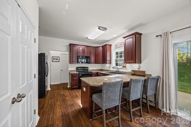 3253 Wicklow Lane, Lake Wylie, SC 29710