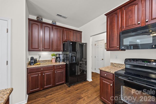 3253 Wicklow Lane, Lake Wylie, SC 29710