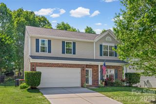 3253 Wicklow Lane, Lake Wylie, SC 29710