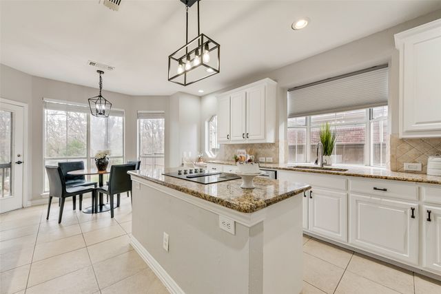 939 Midland Creek Drive, Southlake, TX 76092