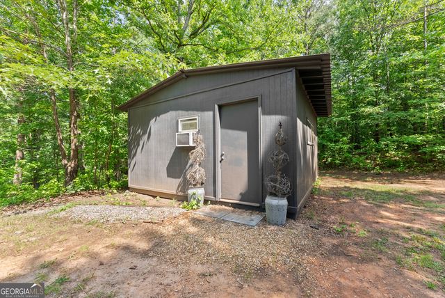 3501 Looper Lake Road, Gainesville, GA 30506