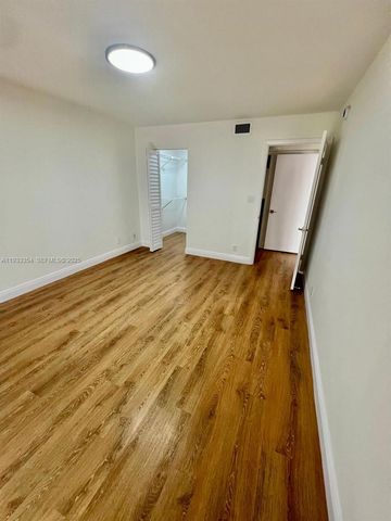 8180 Geneva Ct 531, Doral, FL 33166