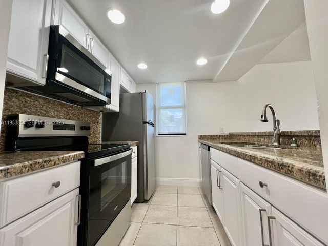 8180 Geneva Ct 531, Doral, FL 33166