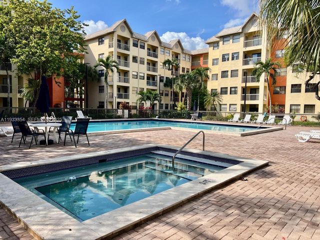 8180 Geneva Ct 531, Doral, FL 33166