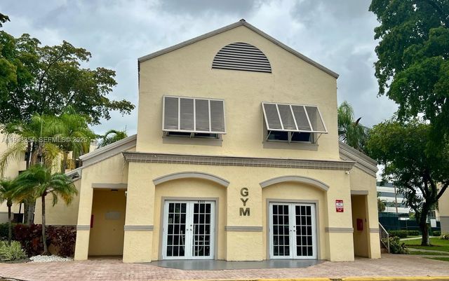 8180 Geneva Ct 531, Doral, FL 33166