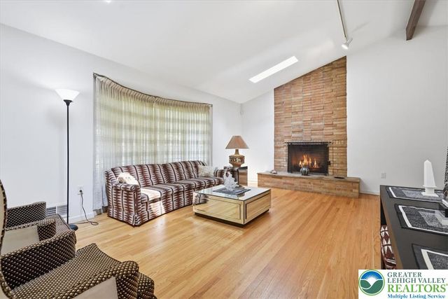 2620 West Livingston Street, Allentown City, PA 18104