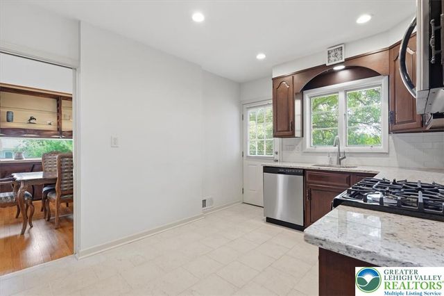 2620 West Livingston Street, Allentown City, PA 18104