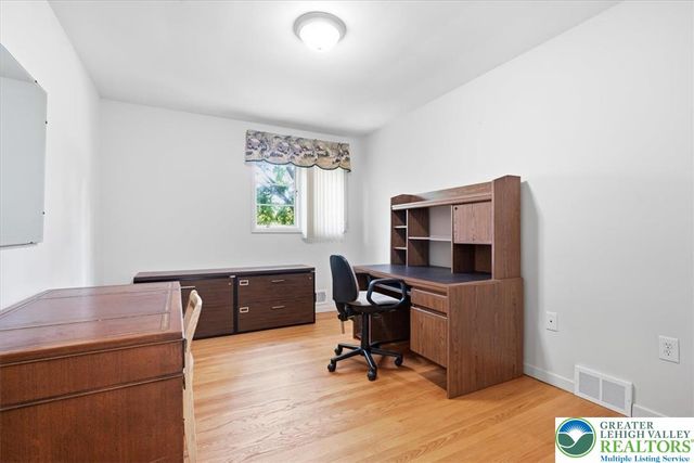 2620 West Livingston Street, Allentown City, PA 18104