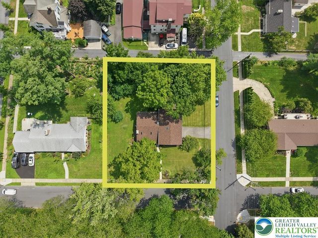 2620 West Livingston Street, Allentown City, PA 18104