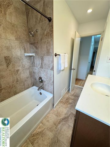2620 West Livingston Street, Allentown City, PA 18104