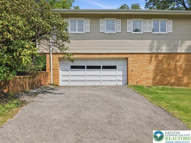 2620 West Livingston Street, Allentown City, PA 18104