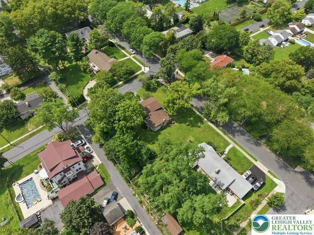 2620 West Livingston Street, Allentown City, PA 18104