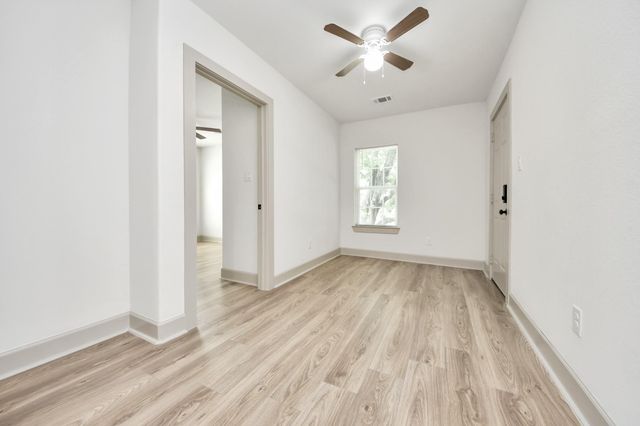 2919 Rosedale Street B, Houston, TX 77004