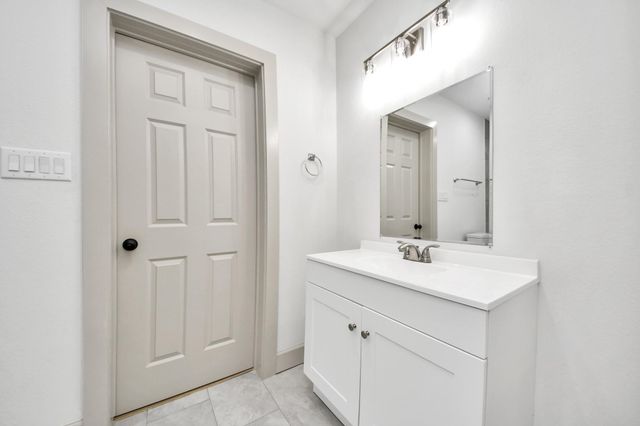 2919 Rosedale Street B, Houston, TX 77004