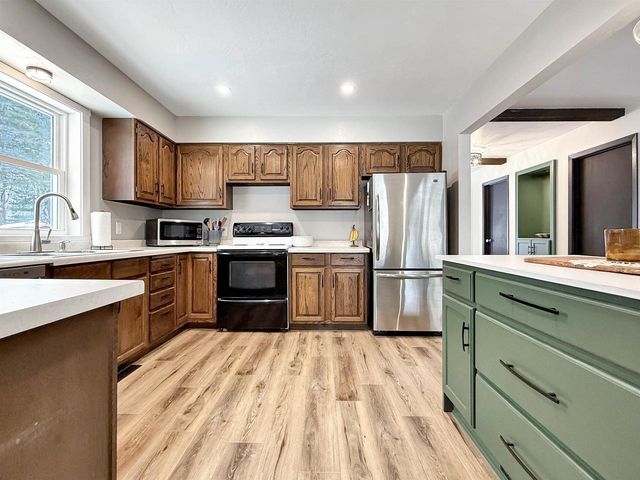 N6698 STATE HIGHWAY 180, Marinette, WI 54143