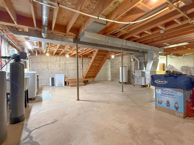 N6698 STATE HIGHWAY 180, Marinette, WI 54143