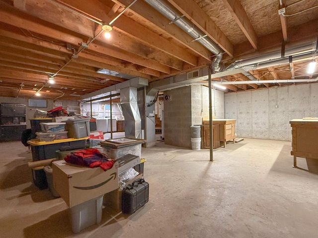 N6698 STATE HIGHWAY 180, Marinette, WI 54143