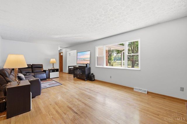 8757 Swigert Road, Hamilton Twp, OH 45140
