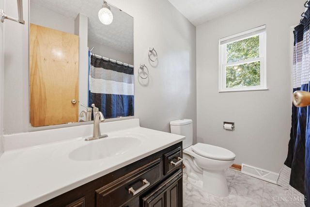 8757 Swigert Road, Hamilton Twp, OH 45140