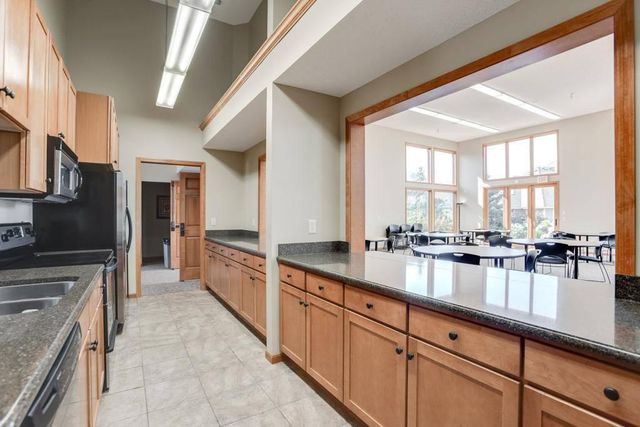 1070 Grandview Court NE 415, Columbia Heights, MN 55421