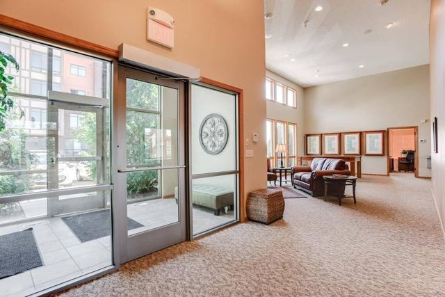 1070 Grandview Court NE 415, Columbia Heights, MN 55421