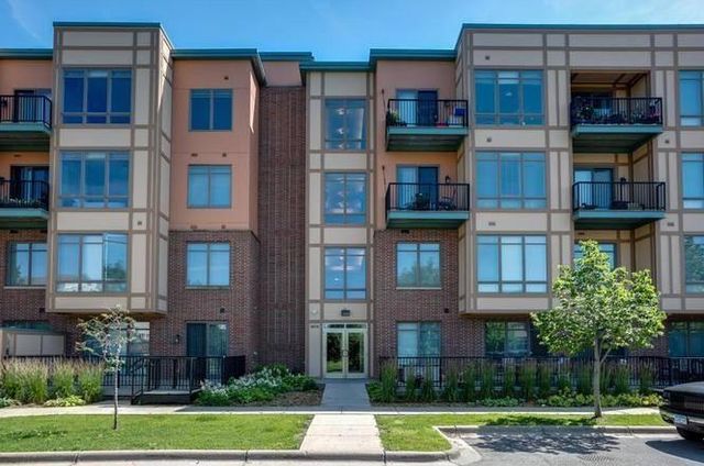 1070 Grandview Court NE 415, Columbia Heights, MN 55421