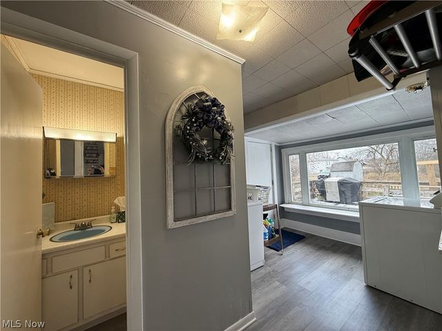 102 High Street, Bloomingdale, OH 43910