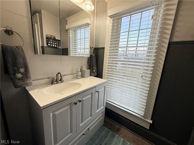 102 High Street, Bloomingdale, OH 43910