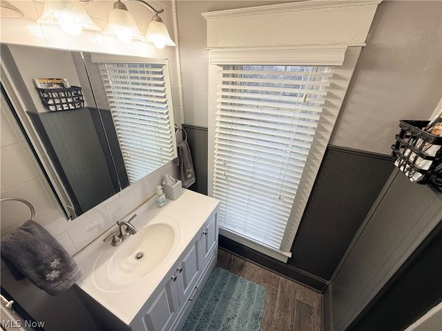 102 High Street, Bloomingdale, OH 43910