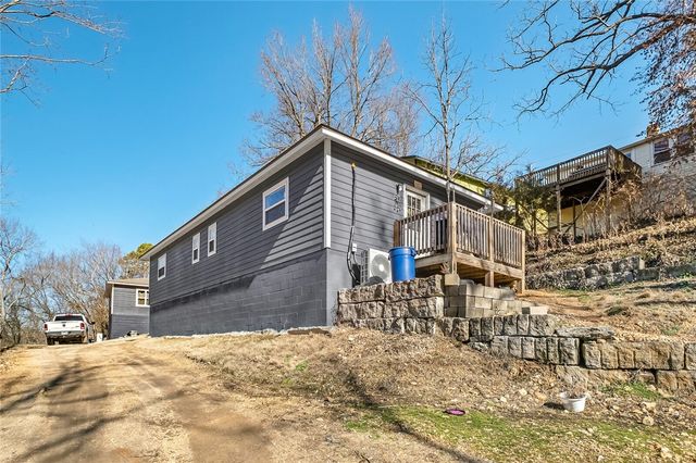 5 Fuller, Unit A & B Street, Eureka Springs, AR 72632
