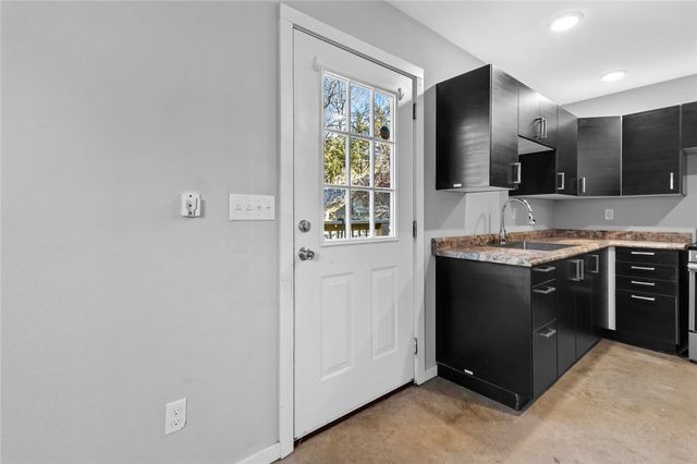 5 Fuller, Unit A & B Street, Eureka Springs, AR 72632