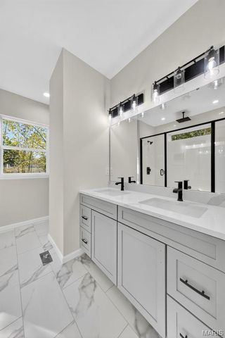 108 Hickory Heits Court, Moscow Mills, MO 63362